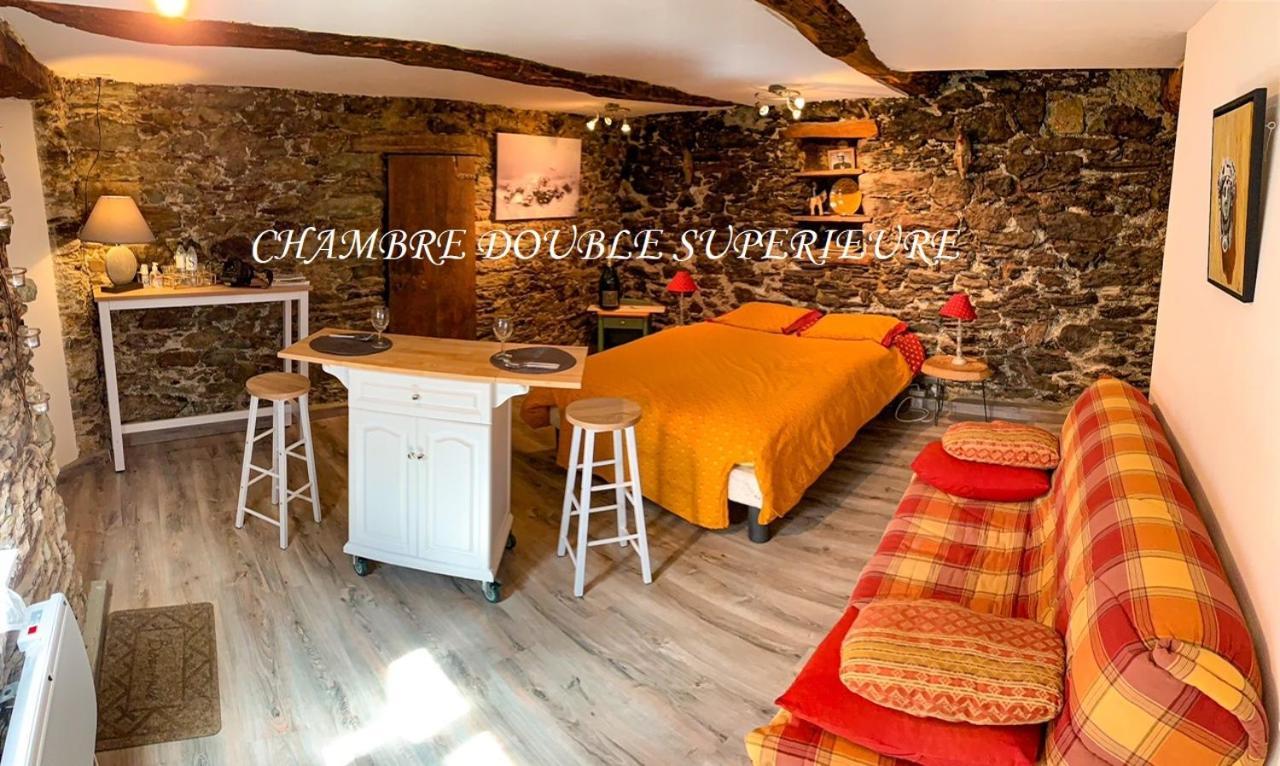Nuits Magiques Au Village Entre Mer Et Montagnes Bigorno Esterno foto