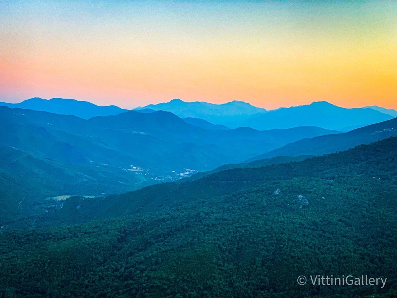 Nuits Magiques Au Village Entre Mer Et Montagnes Bigorno Esterno foto